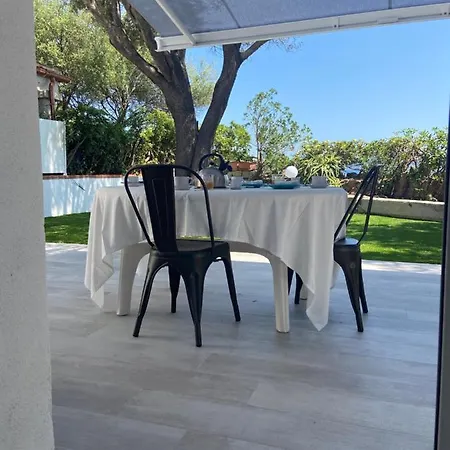La Casa Sull'acqua בית נופש אולביה