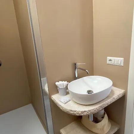 La Casa Sull'acqua אולביה