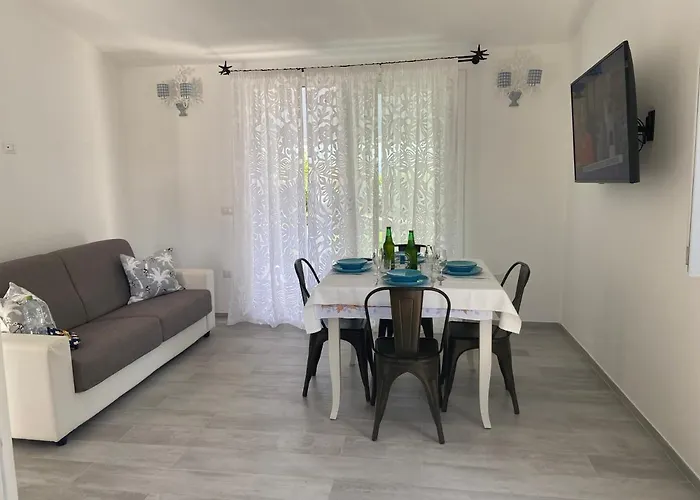 Casa de Férias La Casa Sull'acqua Olbia